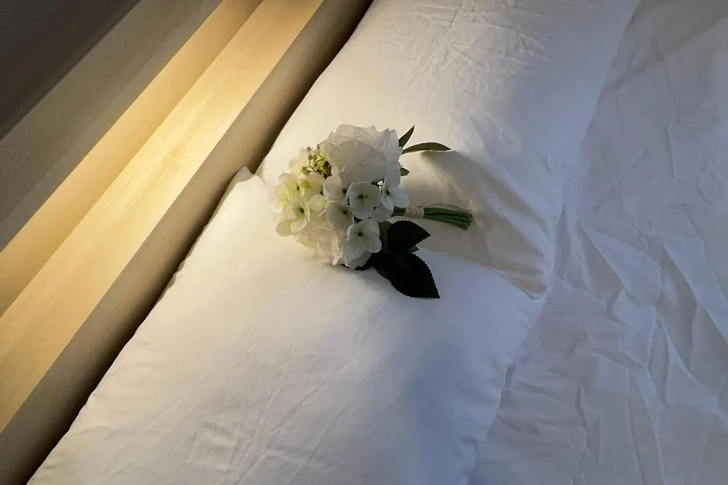Villa House9 , Room3, Queen Bed4 ,Elevator O , Hills X, Stairs X , 4Min From Subway And Bus Station,Exclusive Space Seoul Sydkorea