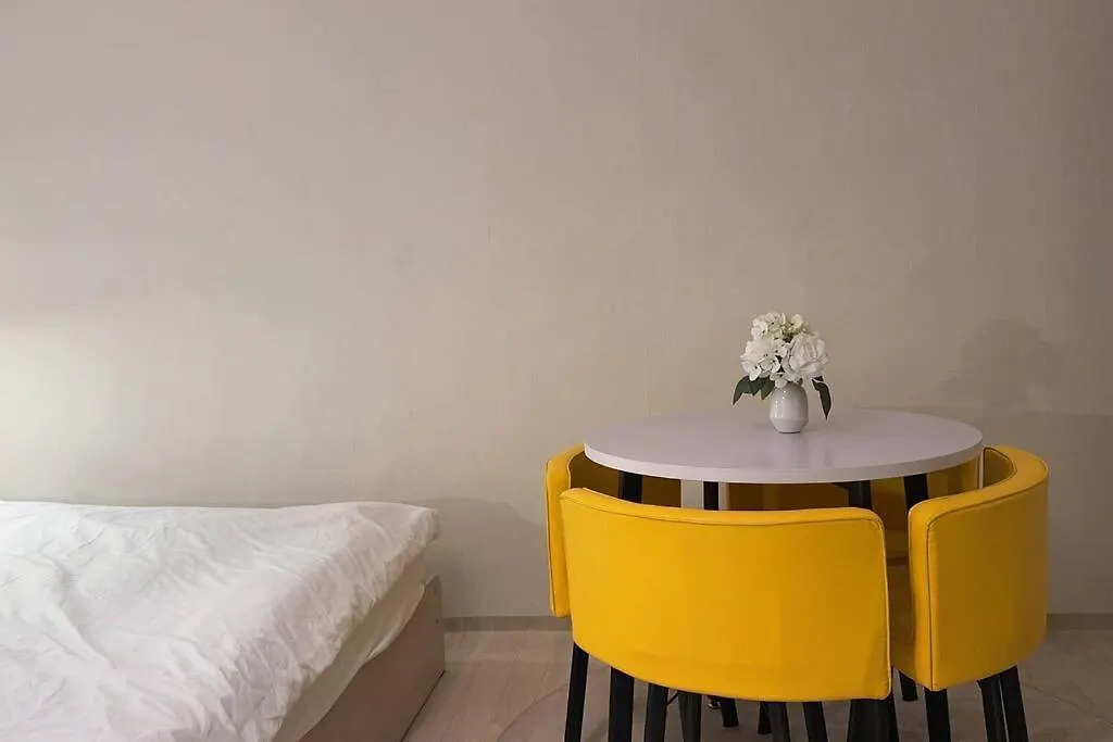House9 , Room3, Queen Bed4 ,Elevator O , Hills X, Stairs X , 4Min From Subway And Bus Station,Exclusive Space Σεούλ
