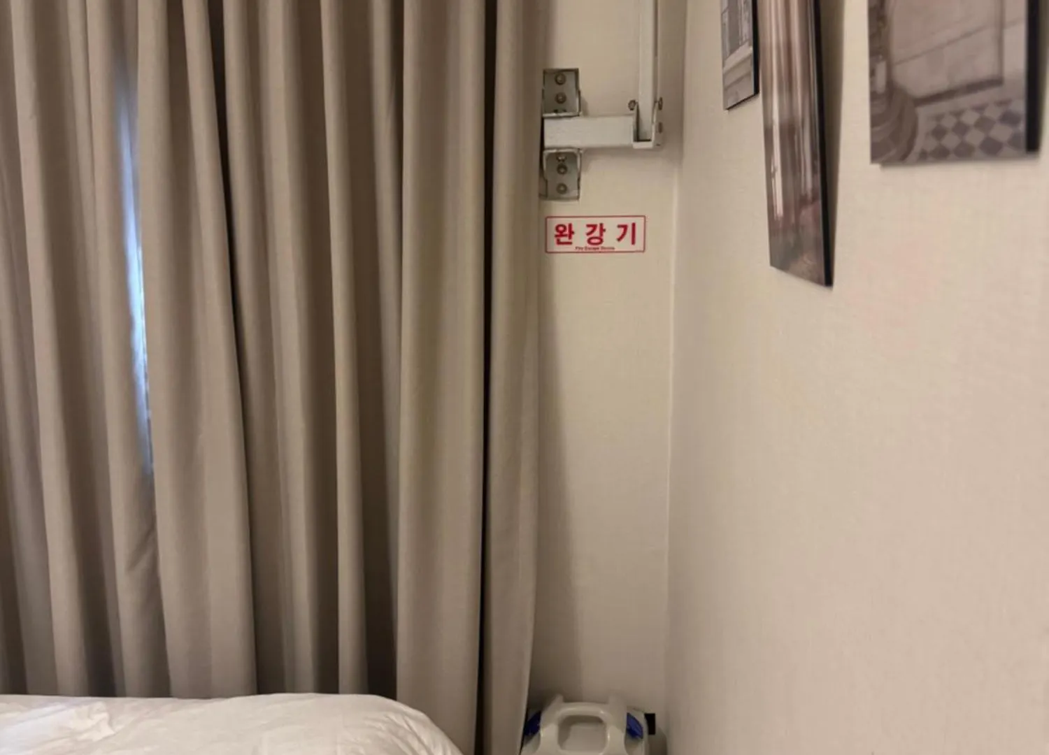 House9 , Room3, Queen Bed4 ,Elevator O , Hills X, Stairs X , 4Min From Subway And Bus Station,Exclusive Space Seul